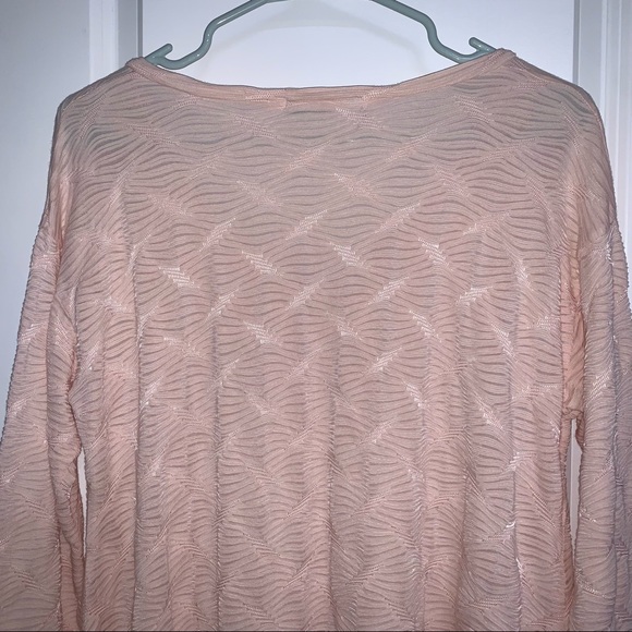 Women’s M Cut Loose Light Peach A-Line 3/4 Sleeve Textured Burnout Top - Picture 8 of 11
